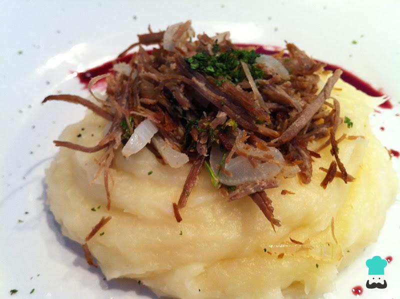 Receita de Carne de sol com purê de macaxeira