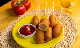 Cachorro-Quente no Palito: Receita Fácil de Corn Dog