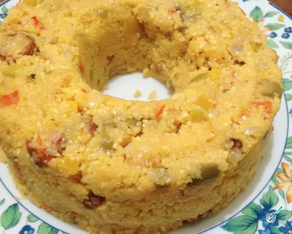 Cuscuz de Milho Temperado Fácil e Saboroso