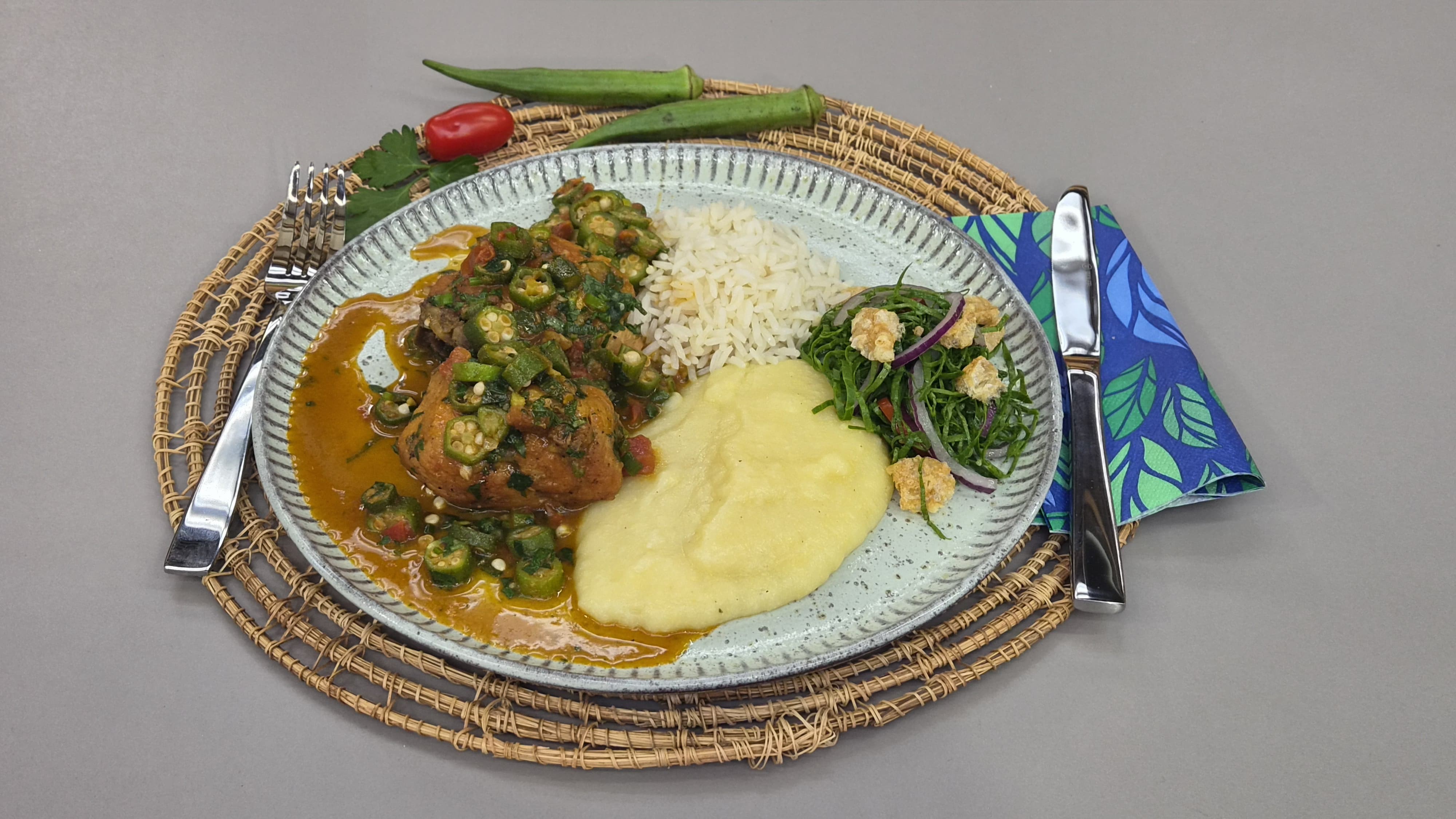Frango com Quiabo Suculento Receita de Ricardo Teodoro Frango com Quiabo Suculento Receita de Ricardo Teodoro