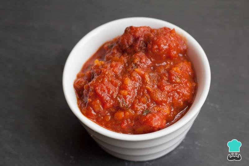 Molho Tomate Napolitano: Clássico Italiano Saboroso Molho Tomate Napolitano: Clássico Italiano Saboroso