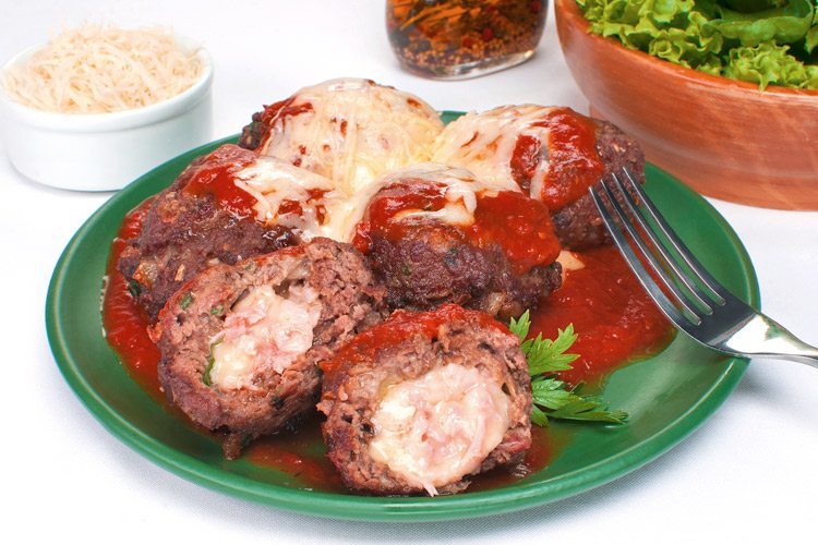 Polpetone Recheado: O Segredo para uma Carne Suculenta e Polpetone Recheado: O Segredo para uma Carne Suculenta e