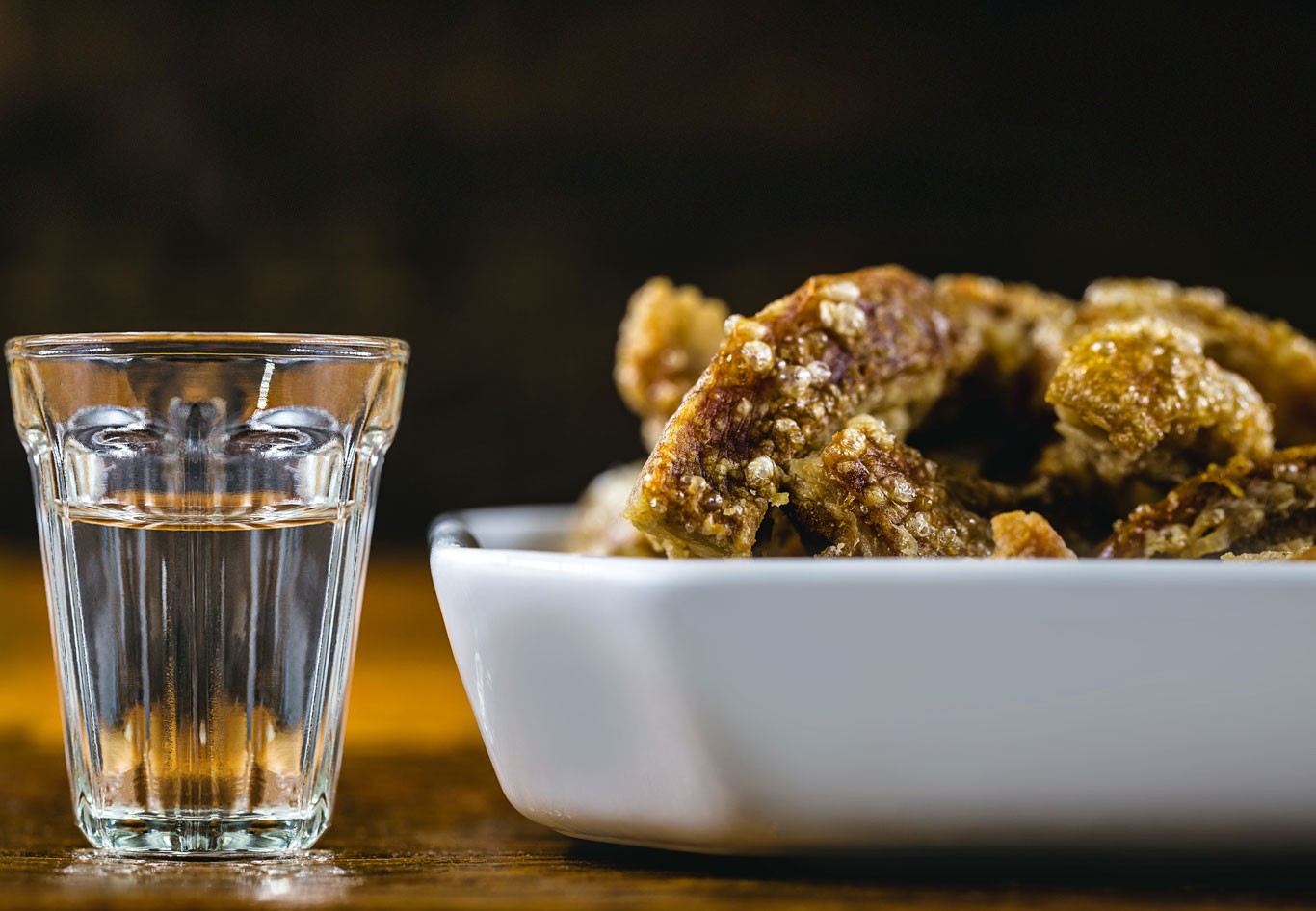 Cachaça Branca ou Envelhecida: Qual usar na receita?