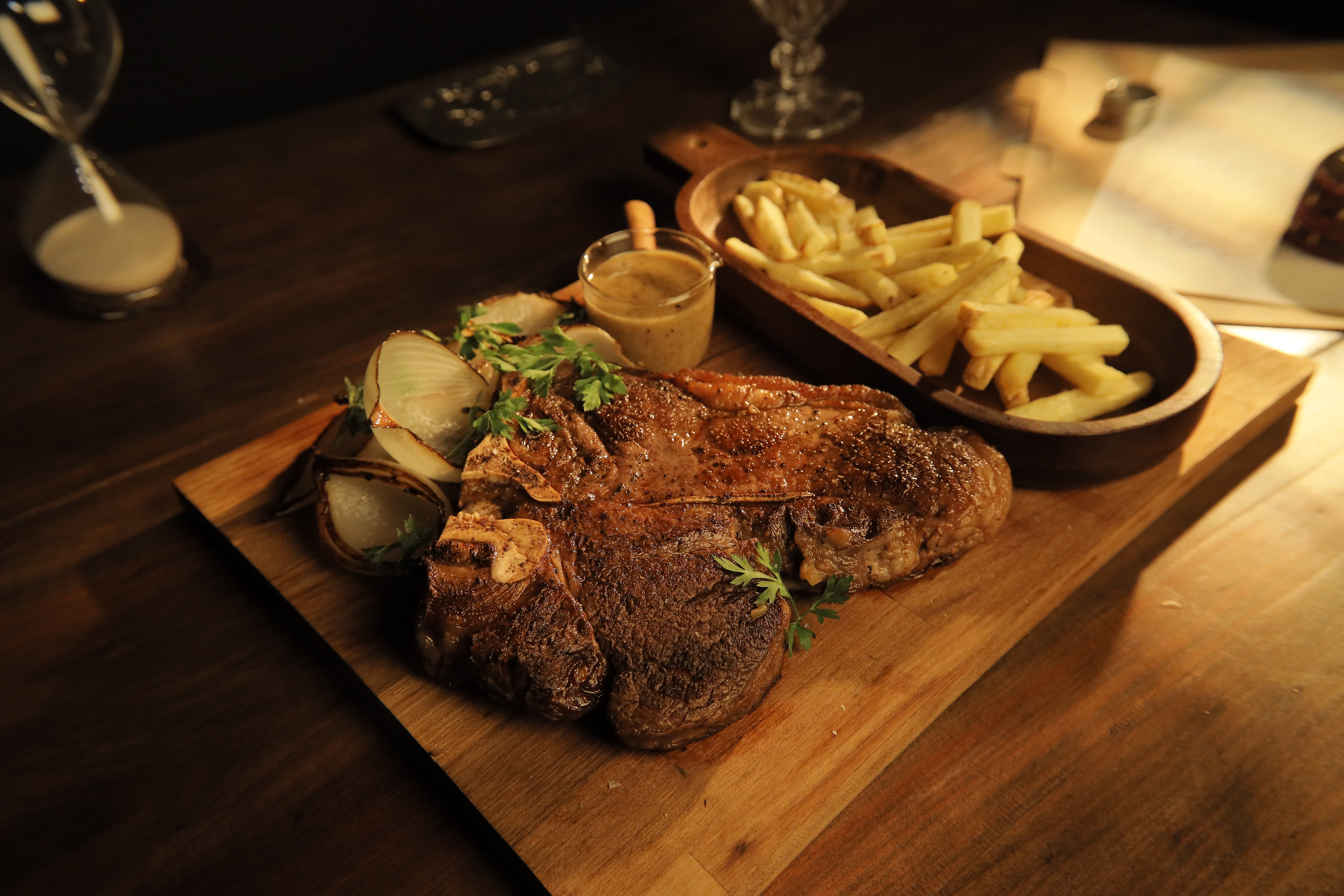 T-Bone e fritas